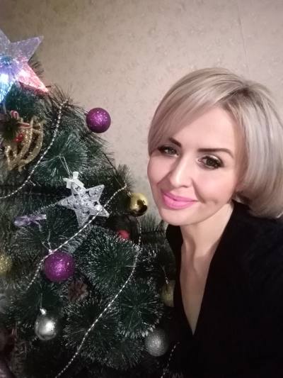 Natalie 47 ans Воронеж Russie