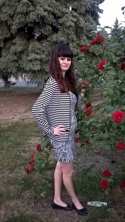 Вика 31 ans Полаграт  Ukraine