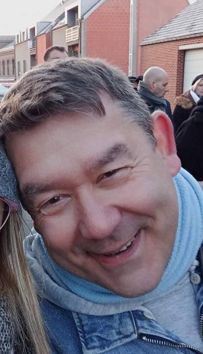 Daniele 61 ans Leval-trahegnies  Belgique