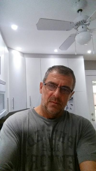 Zeljko 58 ans Windsor Canada