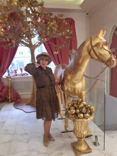 Iren 59 ans Moscou Russie