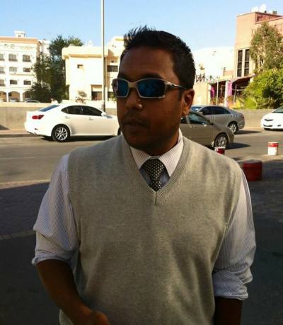Larry 44 ans Manama Bahreïn
