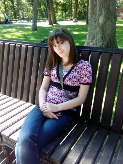 Laura 28 ans Gomel Biélorussie