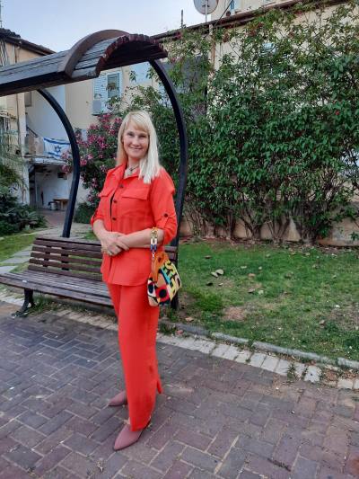 Elena 52 ans Baranovichi Biélorussie