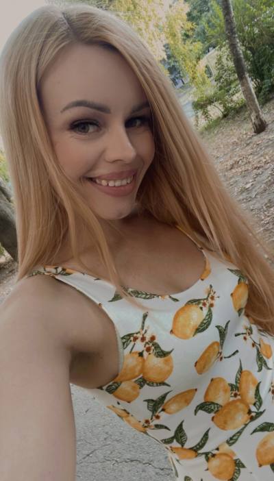 Alina 33 Jahre Baku Aserbaidschan