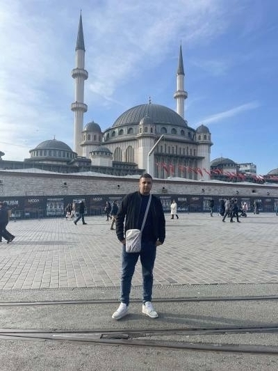 Abdelghani 37 ans Bejaia  Algérie