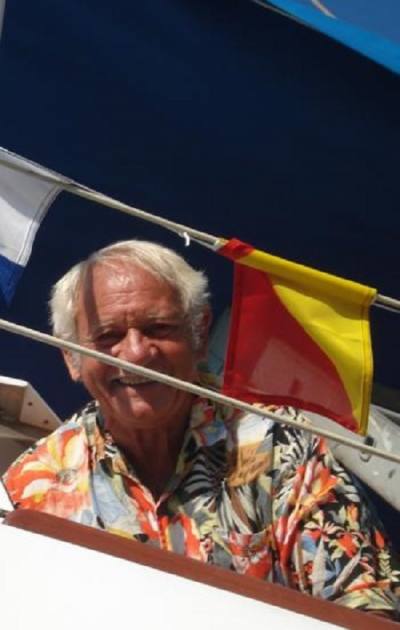 Nando 85 лет Toulon Франция