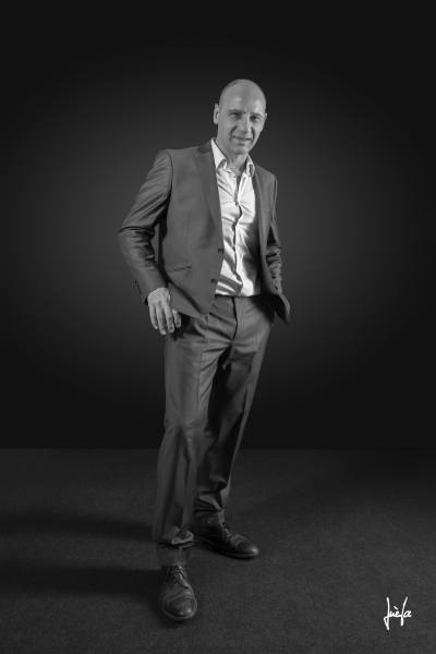 Lucien 58 лет Liège Бельгия