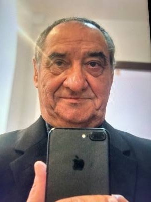 Francis 74 ans Carpentras France
