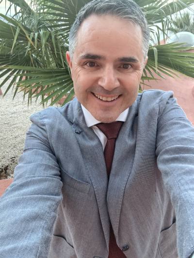 Roberto 57 лет Nice Франция