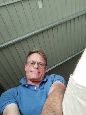 Jean marie 60 лет St Cast Le Guildo  Франция