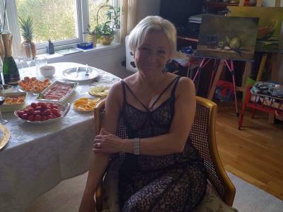 Лана 64 Jahre Haugesund Norwegen