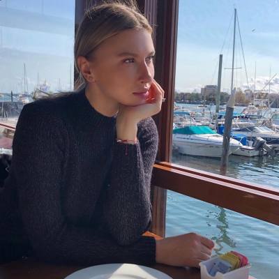 Anna 39 ans Minsk Biélorussie