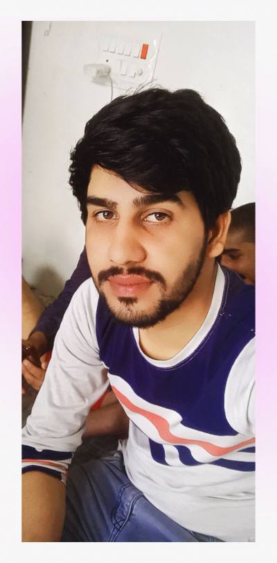 MOHIT 28 ans Faridabad  Inde