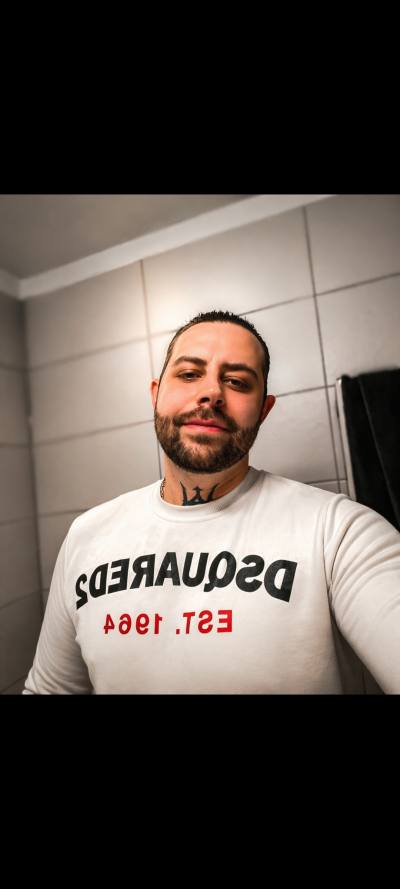 Tobias 32 years Frankfurt Am Main Germany