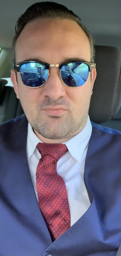 Alex 36 ans Herstal Belgique