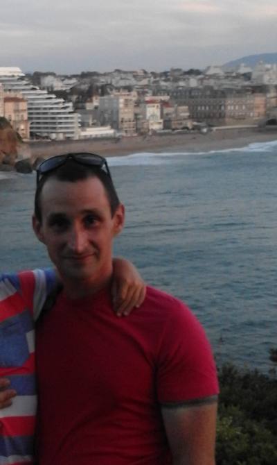 Maxime 42 лет Biarritz Франция