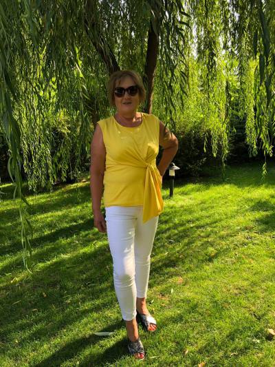 Galina 62 ans Almaty Kazakhstan