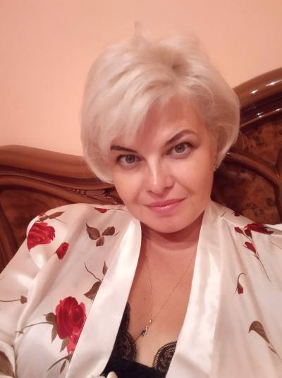 Olga 52 ans Slov'yansk  Ukraine