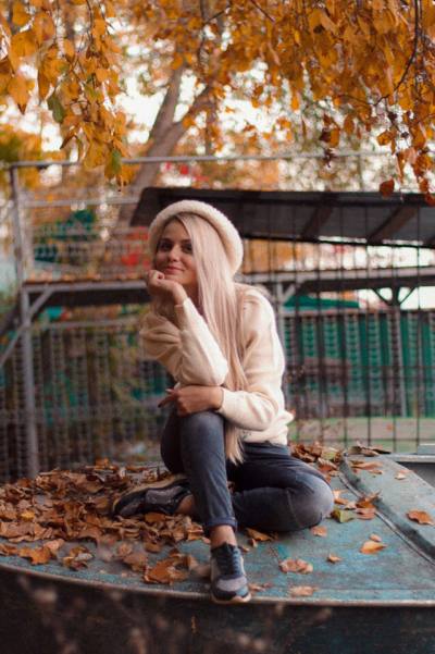 Natasha 33 ans St. Peterburg Russie