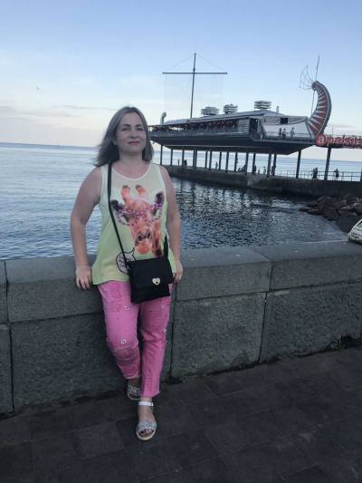 Elena 38 years Kharkov Ukraine