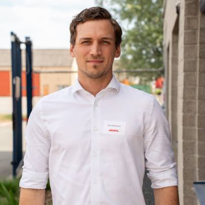 Boris 32 лет Paris  Франция