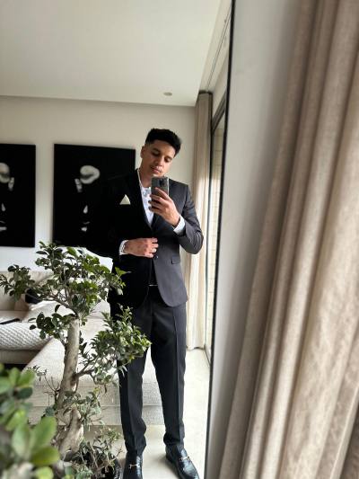 Rayan 27 лет Lisieux Франция