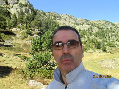 Philippe 65 лет Claix Франция