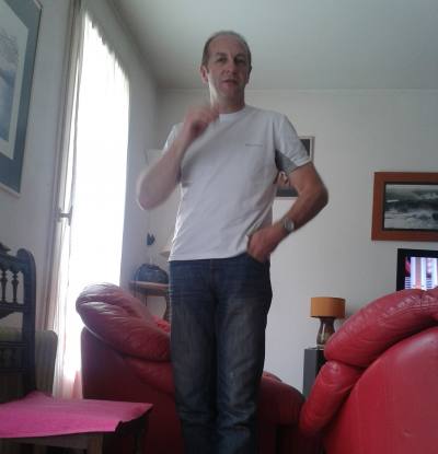Yann 54 лет Lannion Франция