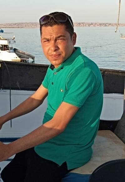 Mohamed 43 ans Egypt  Emirats arabes unis