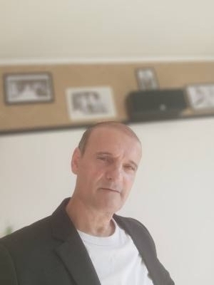 Jean pierre 54 лет Douai Франция