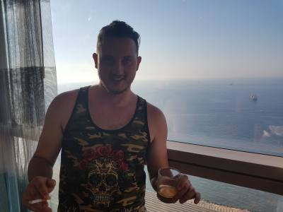 Ali 35 ans Marseille France