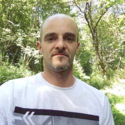 Thomas 41 ans Siegen Allemagne