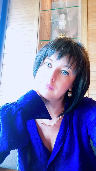 Irina 49 ans Moscow Russie
