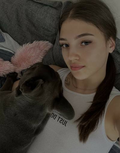 Anastasiia 20 ans Sumy Ukraine