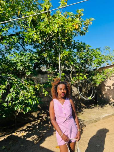 Valencia 25 years Sambava Madagascar