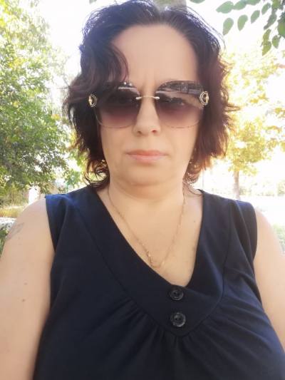 Helena 57 ans Nikolaev Ukraine