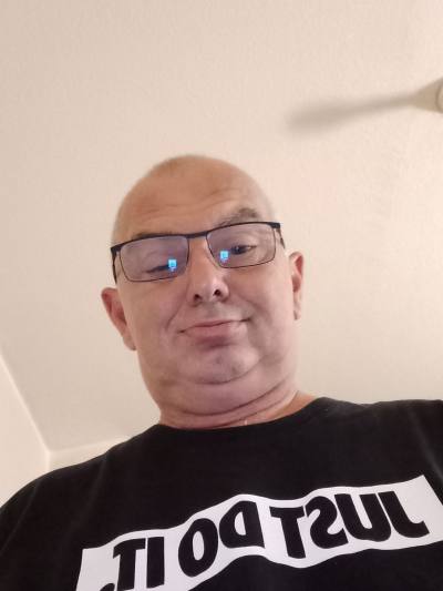 Stephane 60 лет Aucamville  Франция