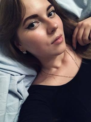 Alena 28 ans Москва Russie