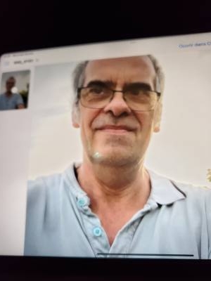 Benoit 56 лет La Tranche Sur Mer Франция