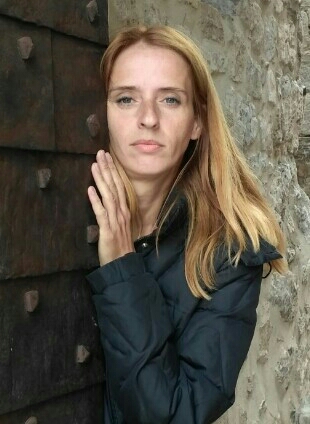 Anna 48 ans Bar Russie