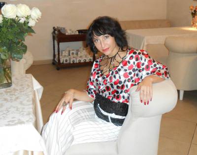 Angelika 44 ans Odessa Ukraine