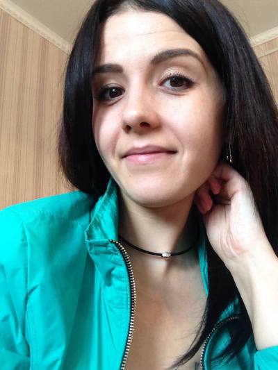 Laura 34 ans Ishim Russie
