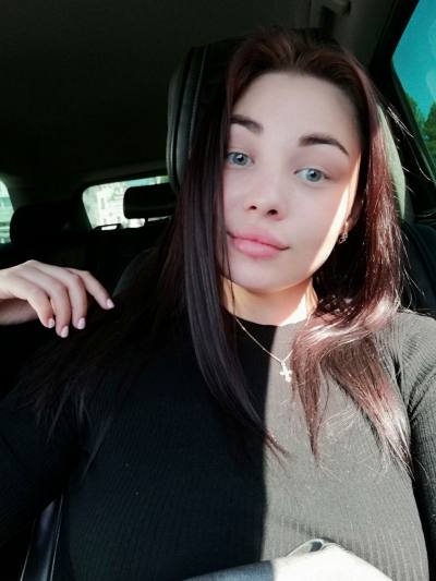 Milana 27 ans Kiev Ukraine