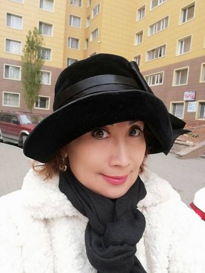 Gulnara 50 ans Omsk Russie