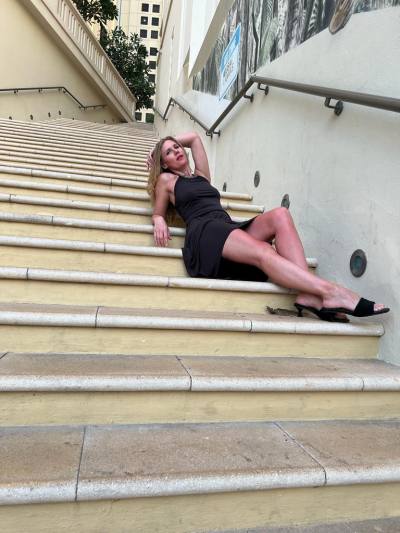 Olya 47 ans Volgograd  Russie