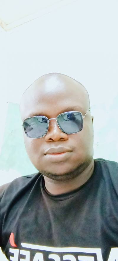Koufon 36 ans Lome Afrique du Sud