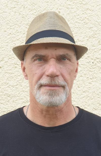 Detlef 66 лет Berlin  Германия