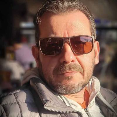 TANER 50 ans İzmir Turquie