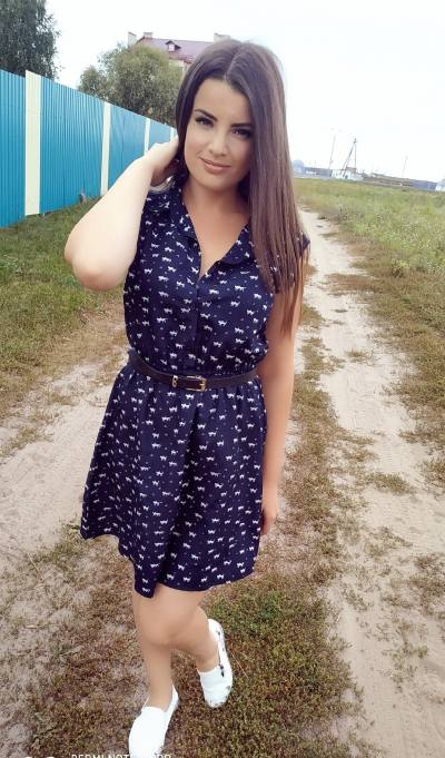 Ирина 31 ans Gomel Biélorussie